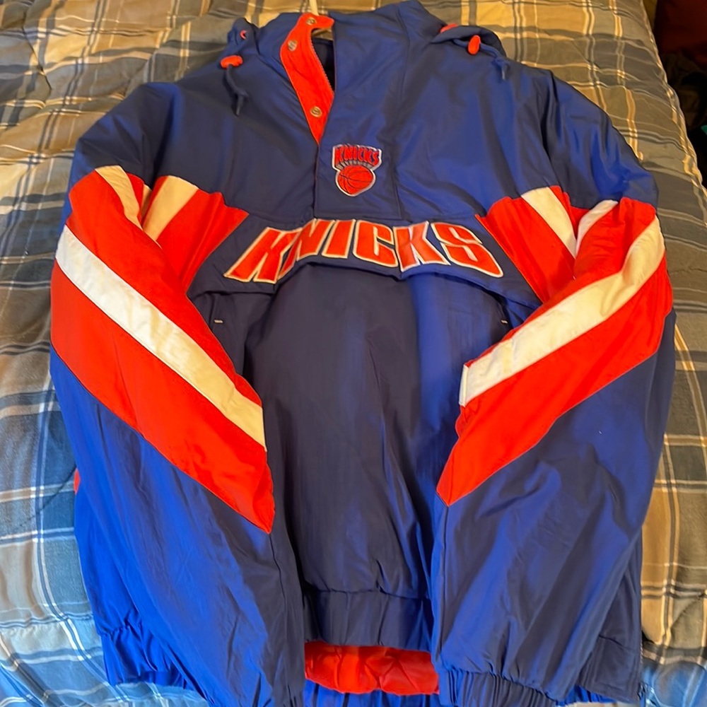 Brand New Mitchell and Ness retro Knicks jacket. Size large